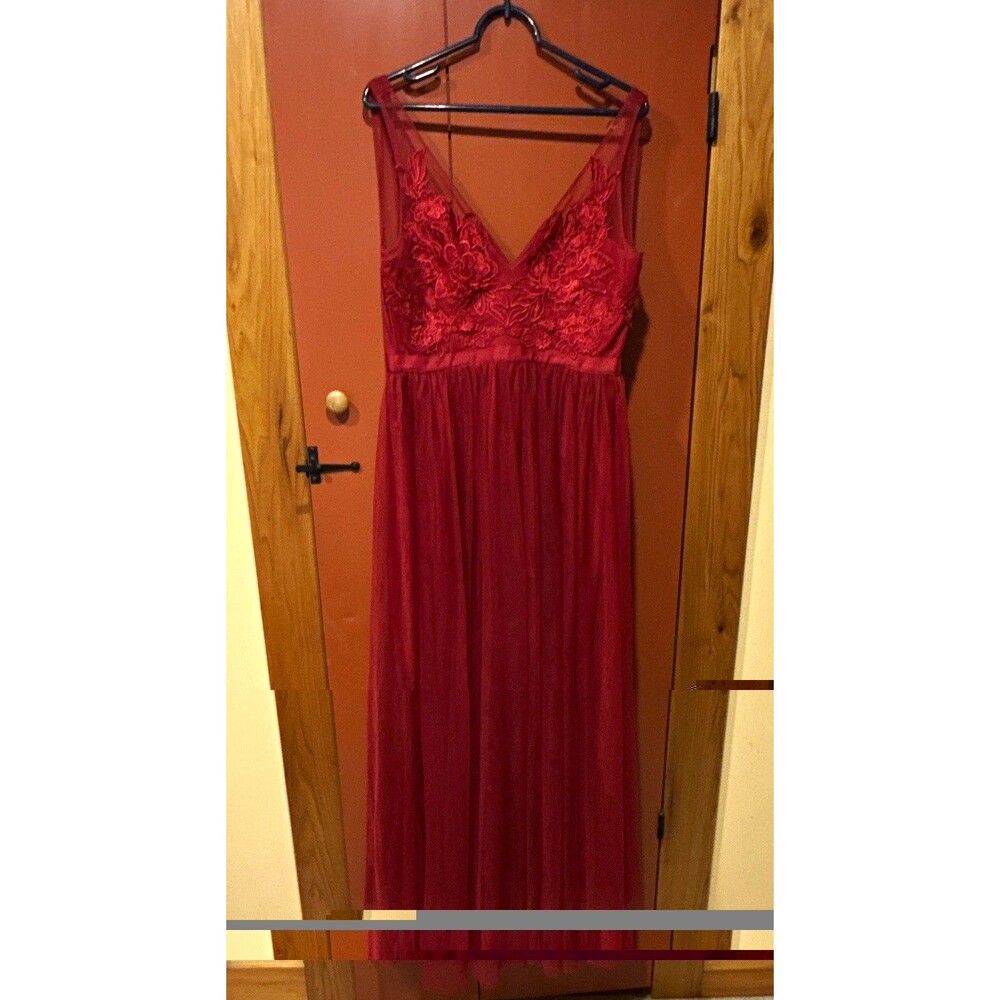 maniju Red V-Neck Tulle Lace Zip Sleeveless Lined Maxi Gown Formal M